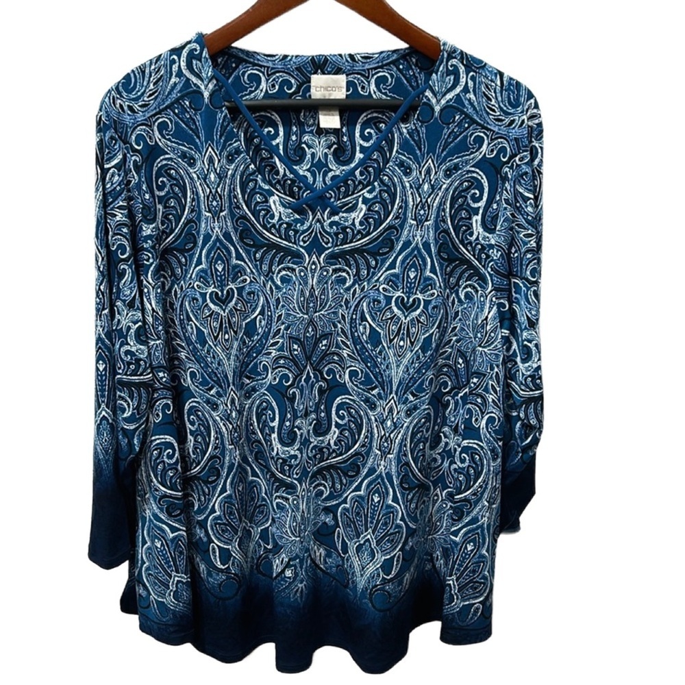 Chicos blue abstract design blouse size 3 GUC..